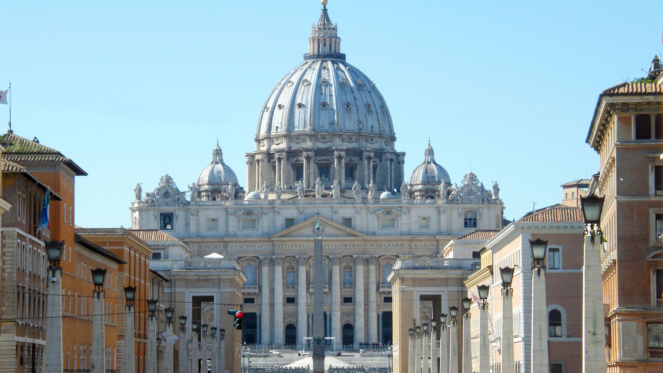 000940_St Peter's Basilica_Vatican City approach_Rome_Italy_Mick Barnard_no model release signed_001-Hybris