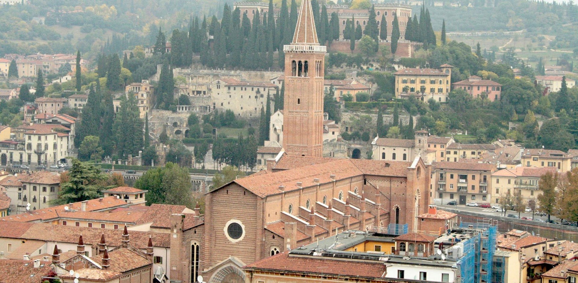 001122_Church_of_Santa_Anastasia_pixabay_verona_488999_001-Hybris