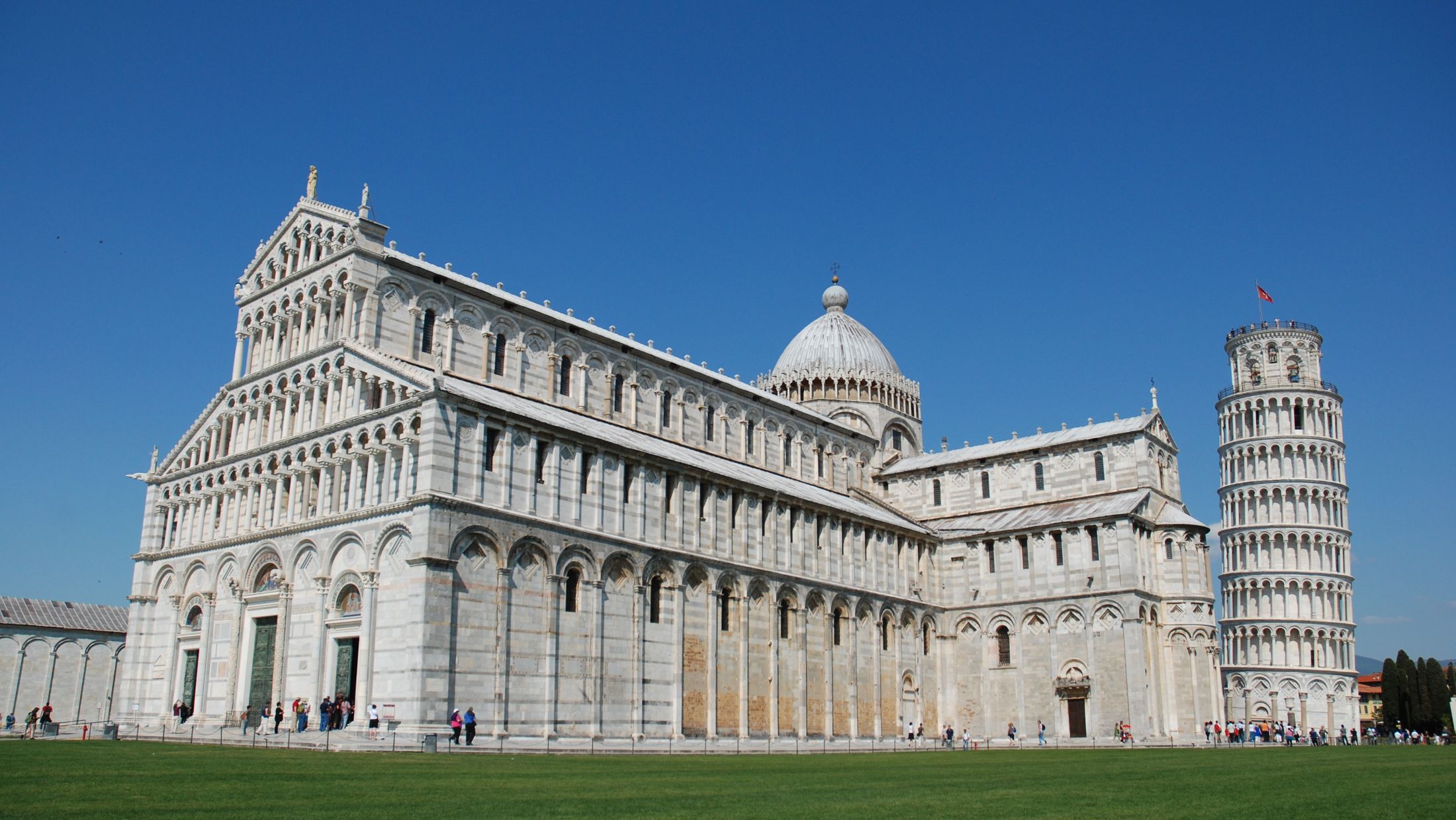 002532 -pisa-pixabay-1064507-Hybris