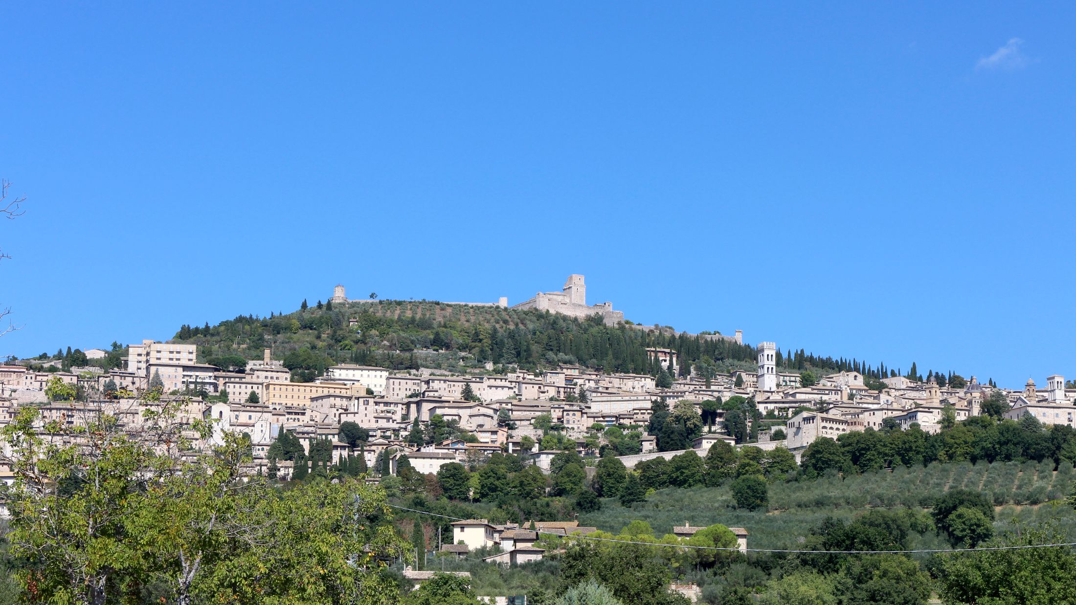 002451_Assisi_Umbria_Italy_001_Rob Kearsey.jpg-Hybris
