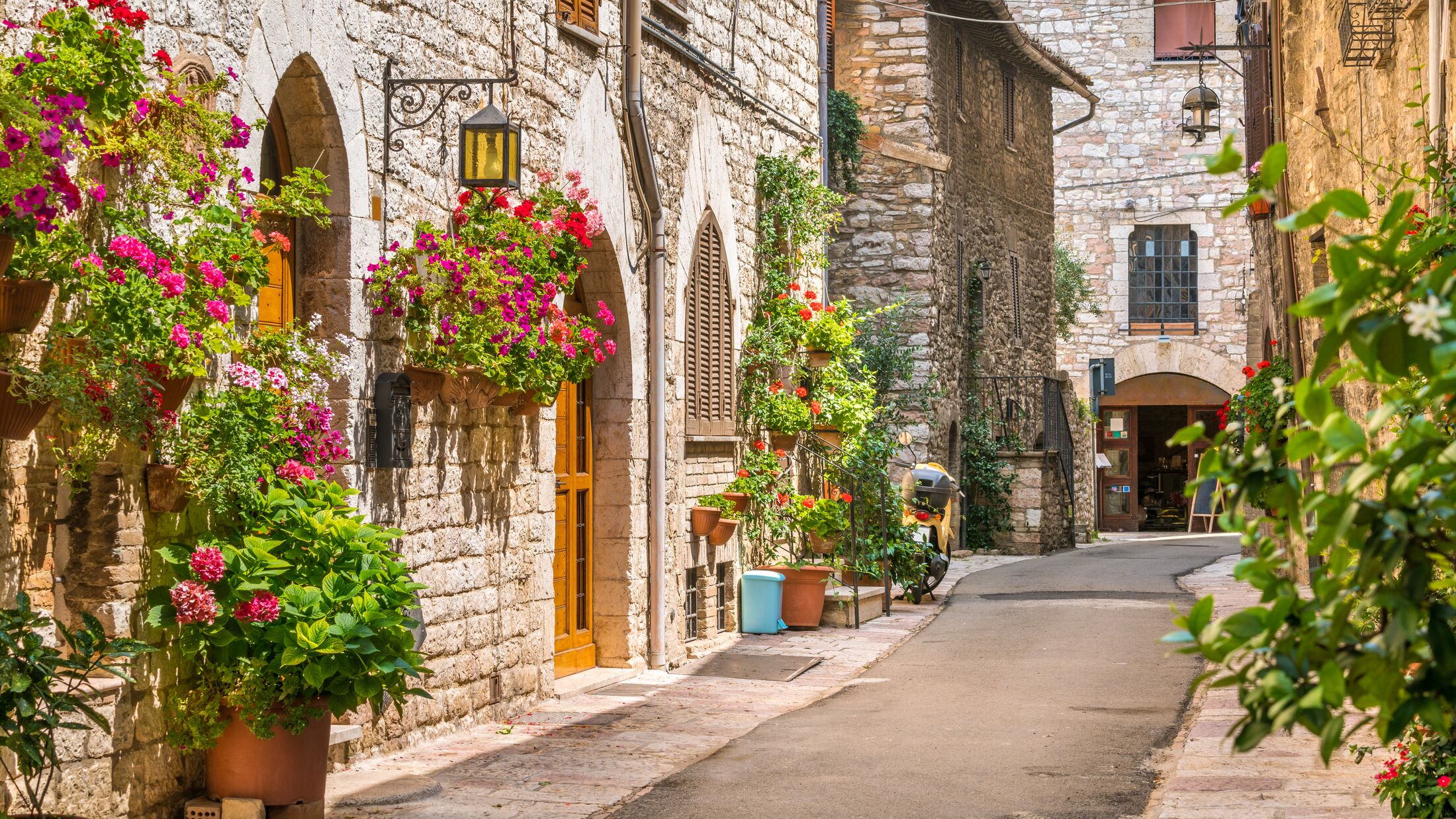 A picturesque sight in Assisi. Province of Perugia, Umbria, central Italy.