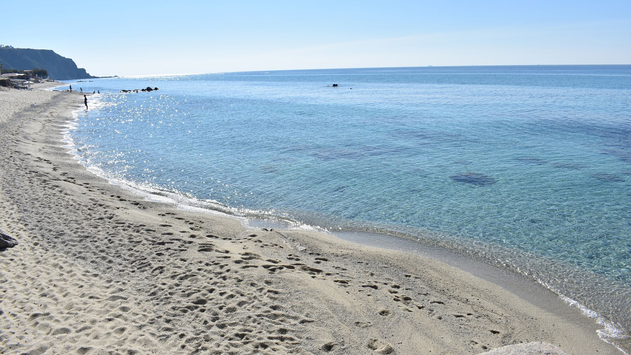 Baia-del-Godano-2020-Beach-View-001-121770-Hybris