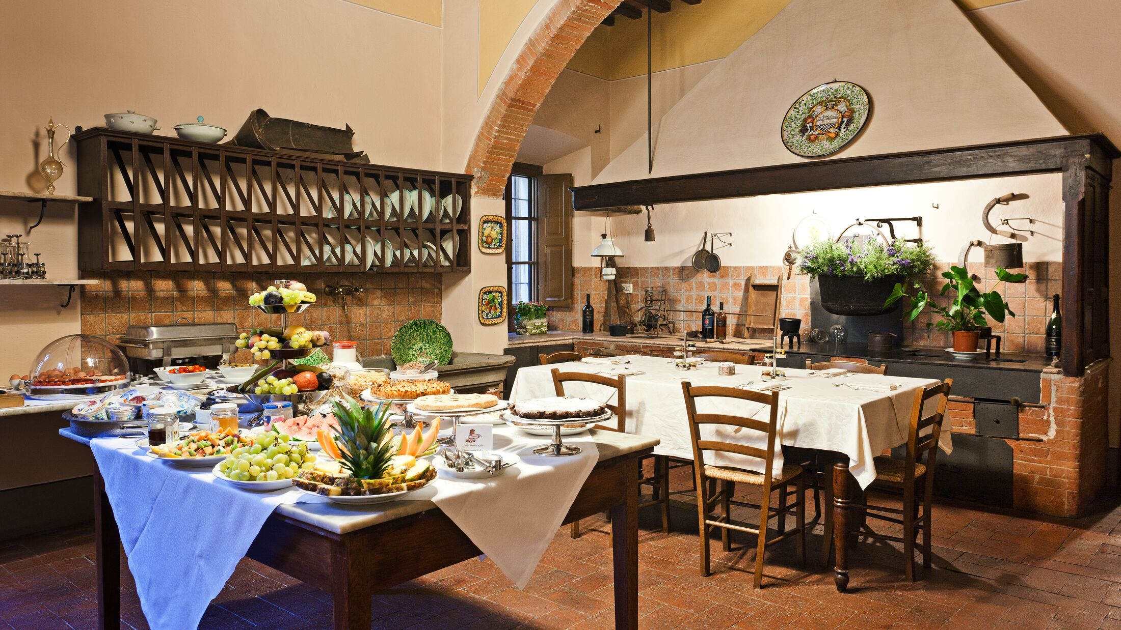 Palazzo-Leopoldo-2022-Buffet-Breakfast-001-121838-Hybris