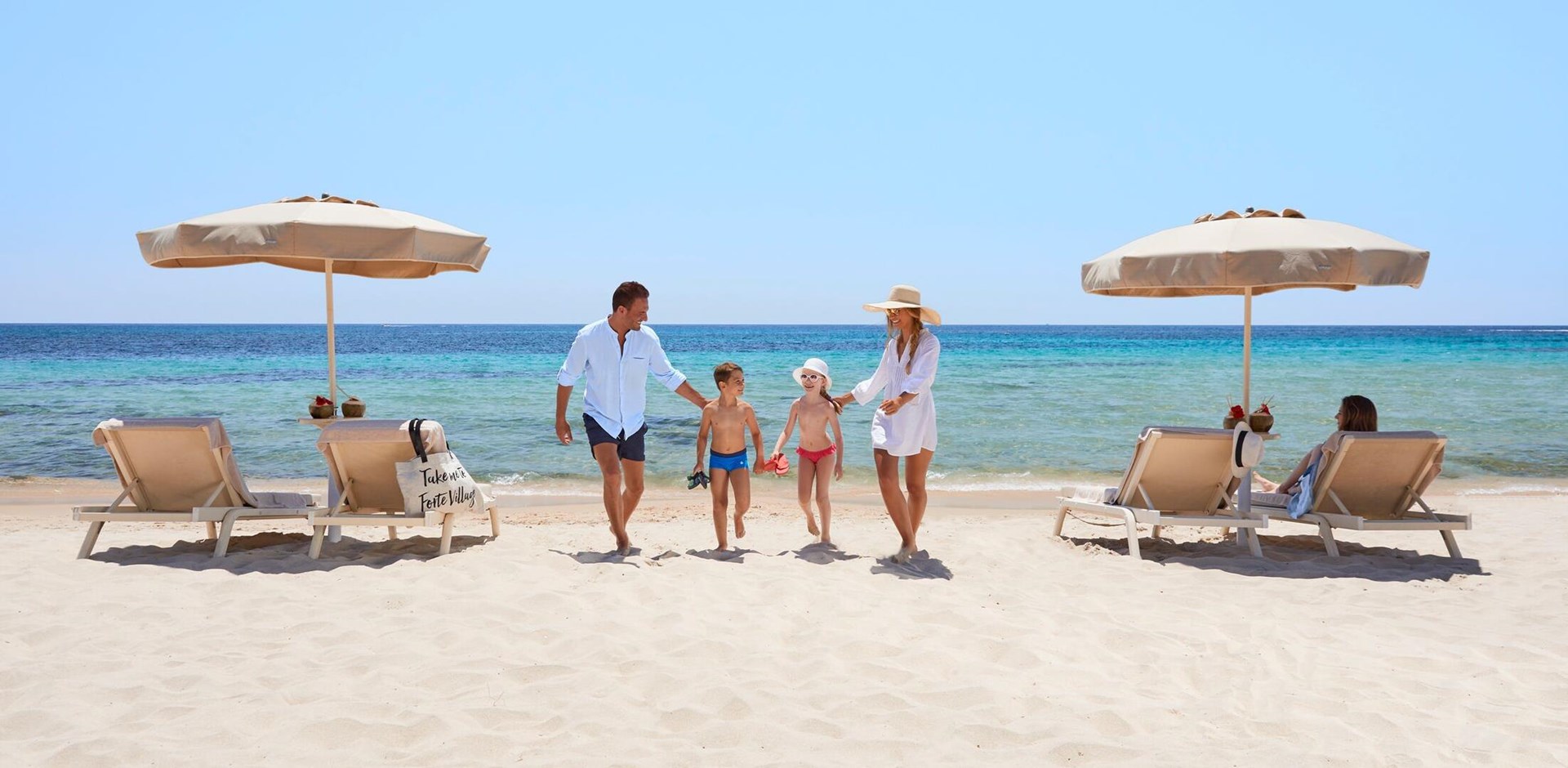Forte-Village-2023-Beach-View-005-002498-Hybris
