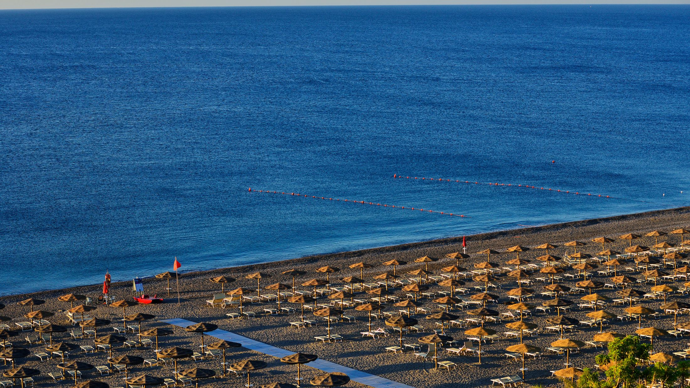 119135-Beach-002-Hybris