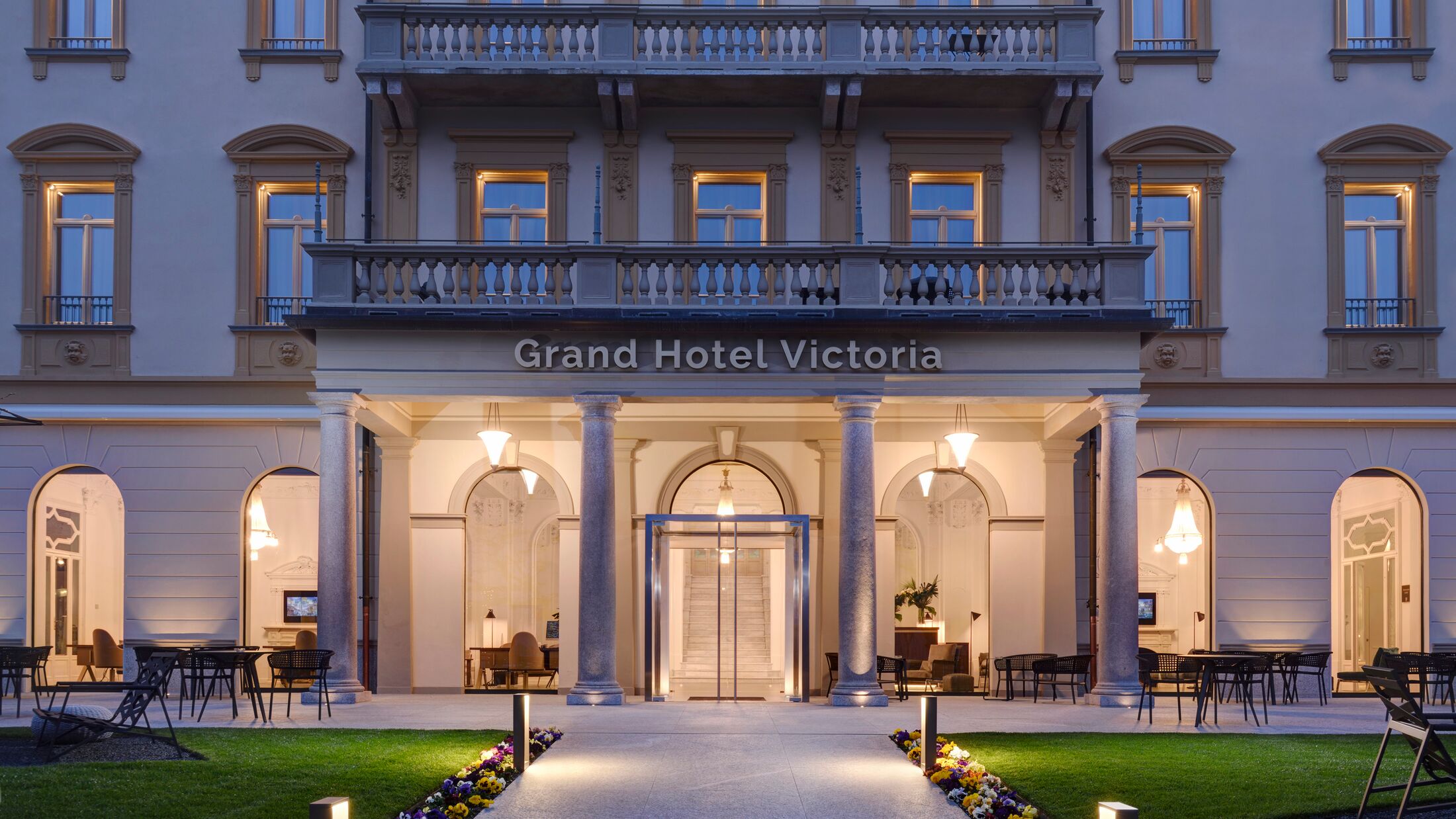 Grand-Hotel-Victoria-2021-Entrance-111629-Hybris