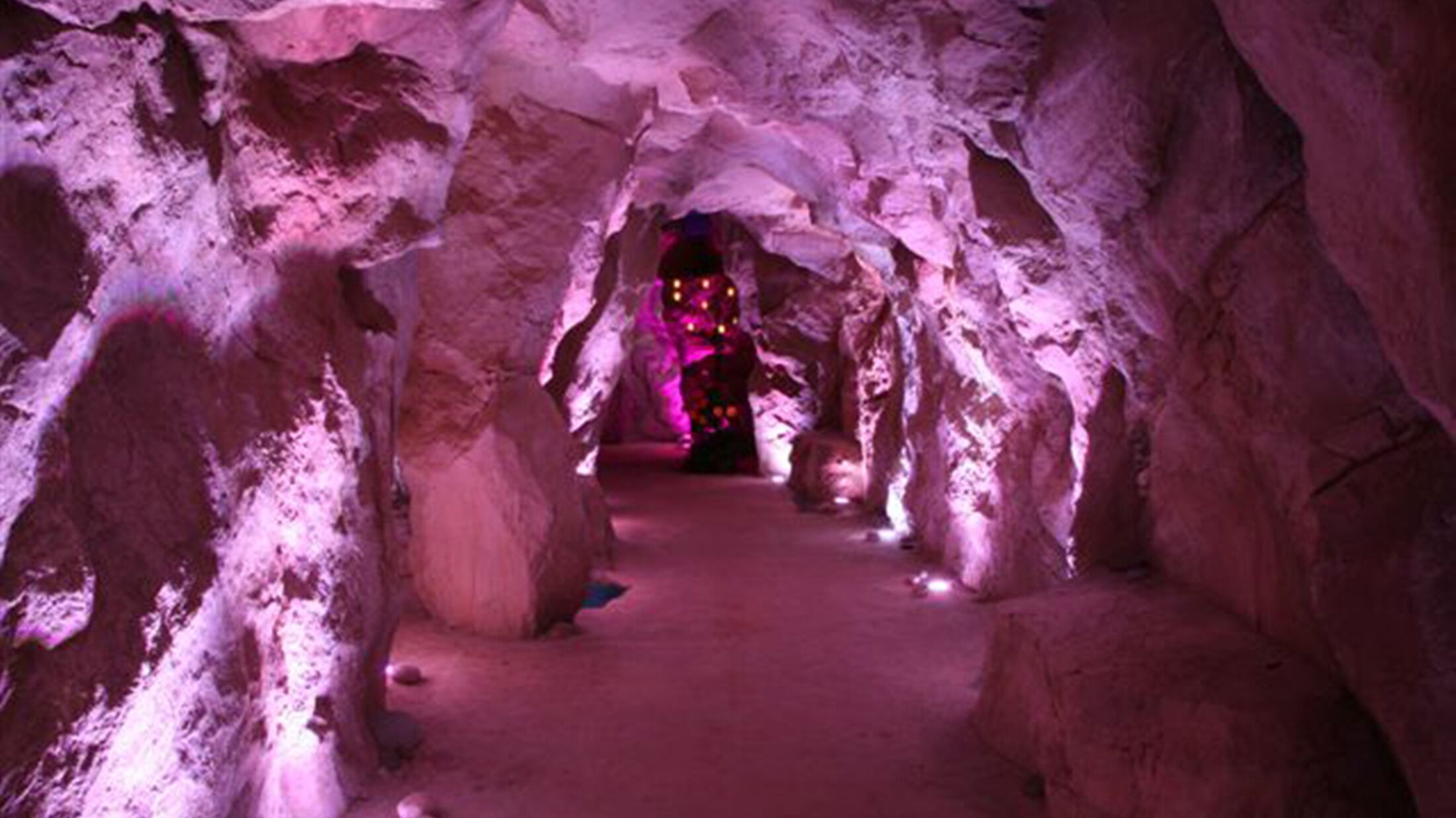 Regina-Palace-Grotta-Spa-001-110838-Hybris