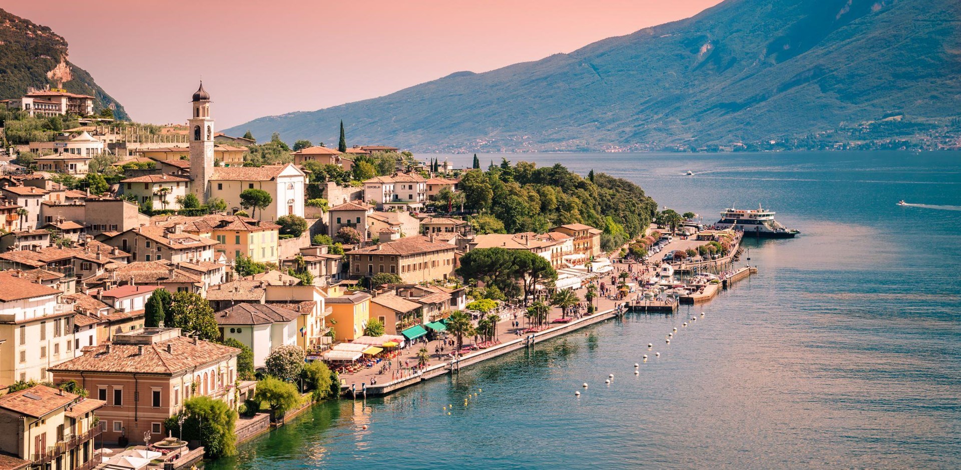 002680-Limone-Lake-Garda-shutterstock-483351622-Hybris